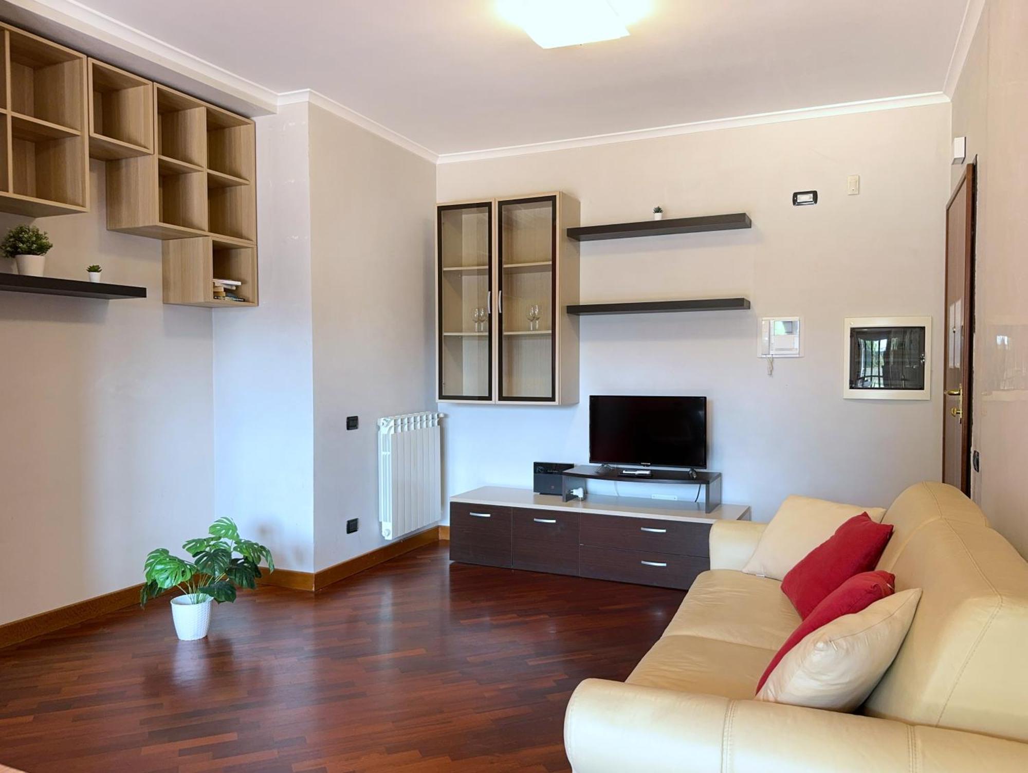 Sun Nest Apartment - Terrace & Garage ฟิวมิชีโน ภายนอก รูปภาพ
