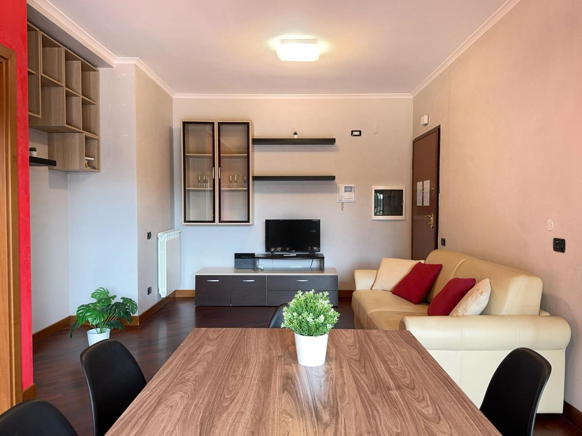Sun Nest Apartment - Terrace & Garage ฟิวมิชีโน ภายนอก รูปภาพ